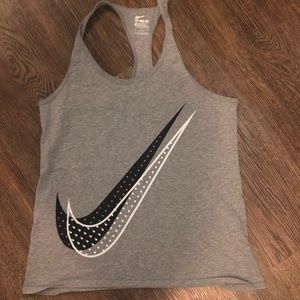 Nike workout tank